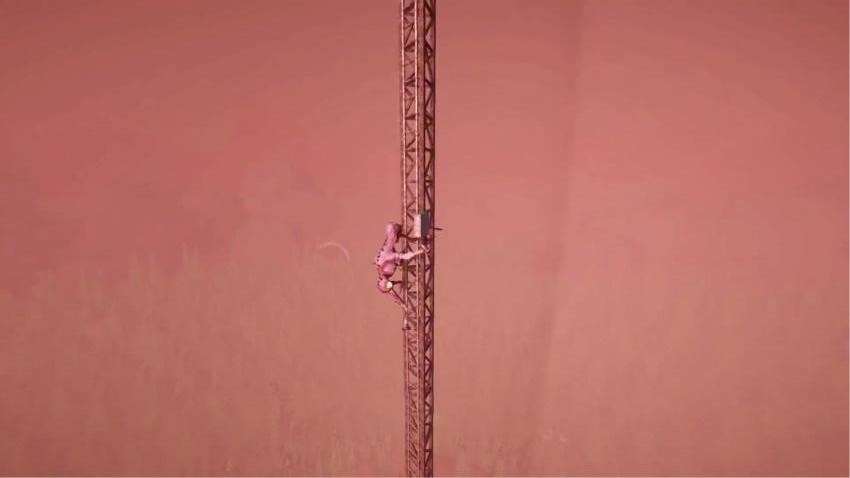 恐怖无限电塔游戏截图3